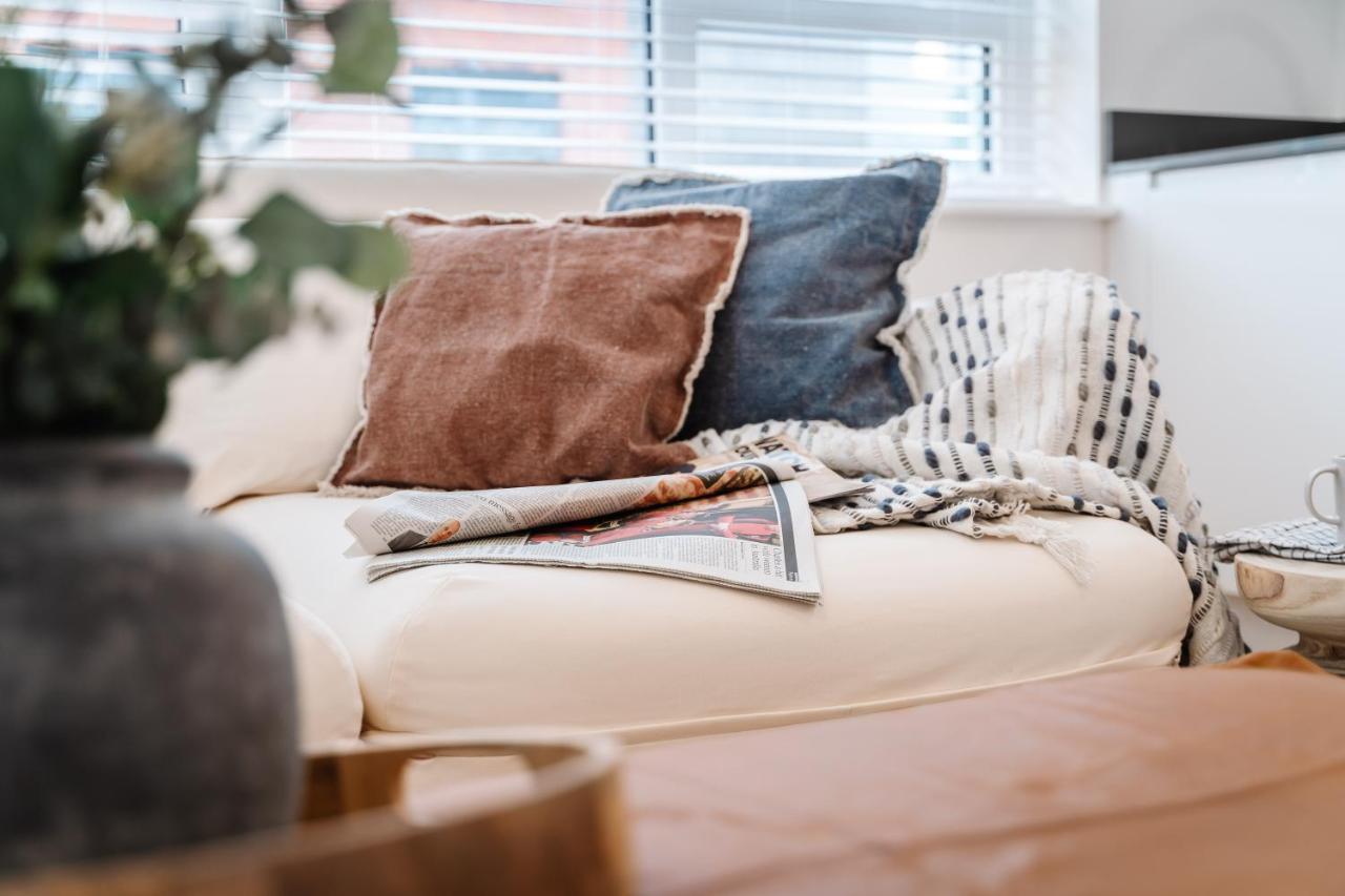 Royal House Stylish Apartments - チェスター エクステリア 写真