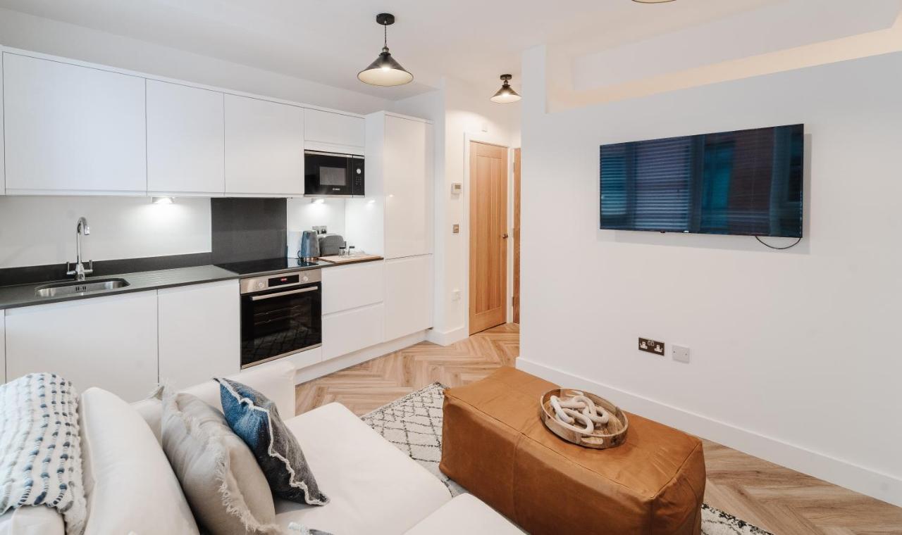 Royal House Stylish Apartments - チェスター エクステリア 写真