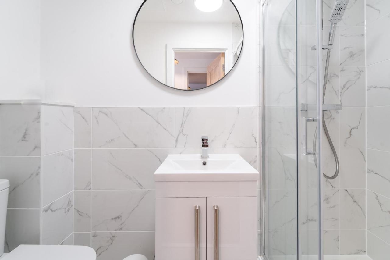 Royal House Stylish Apartments - チェスター エクステリア 写真