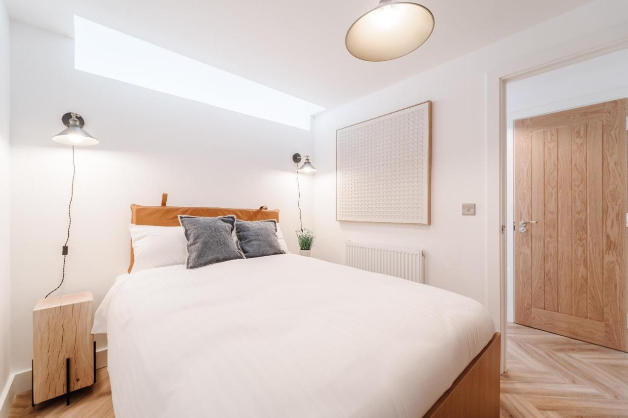 Royal House Stylish Apartments - チェスター エクステリア 写真