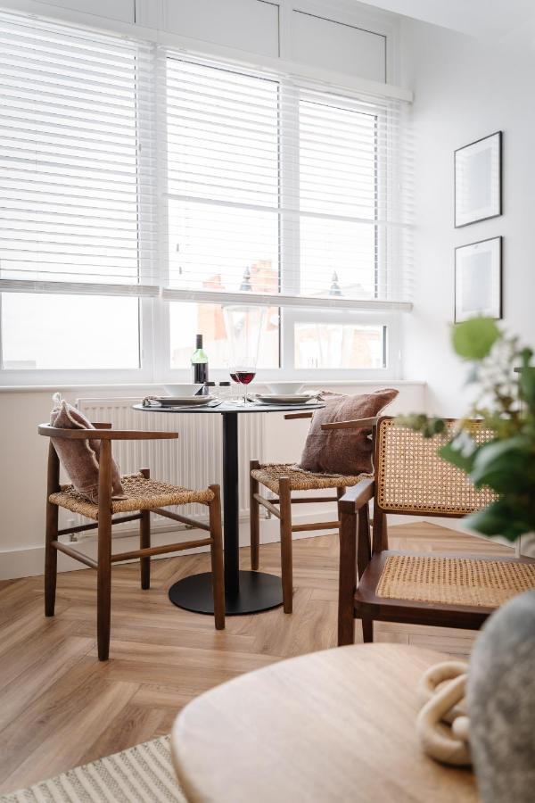 Royal House Stylish Apartments - チェスター エクステリア 写真