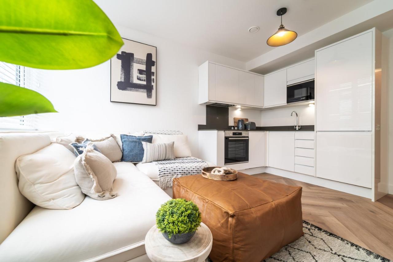 Royal House Stylish Apartments - チェスター エクステリア 写真