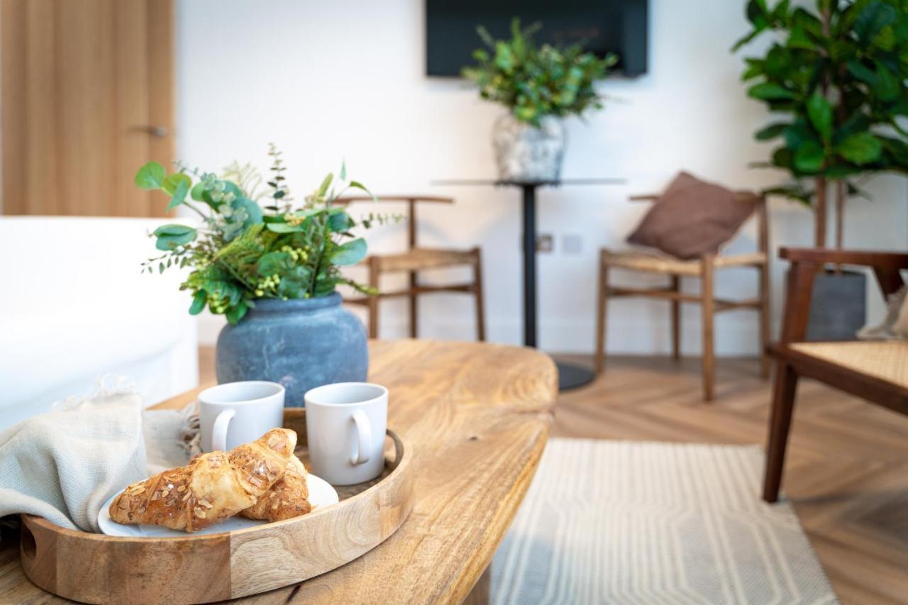 Royal House Stylish Apartments - チェスター エクステリア 写真