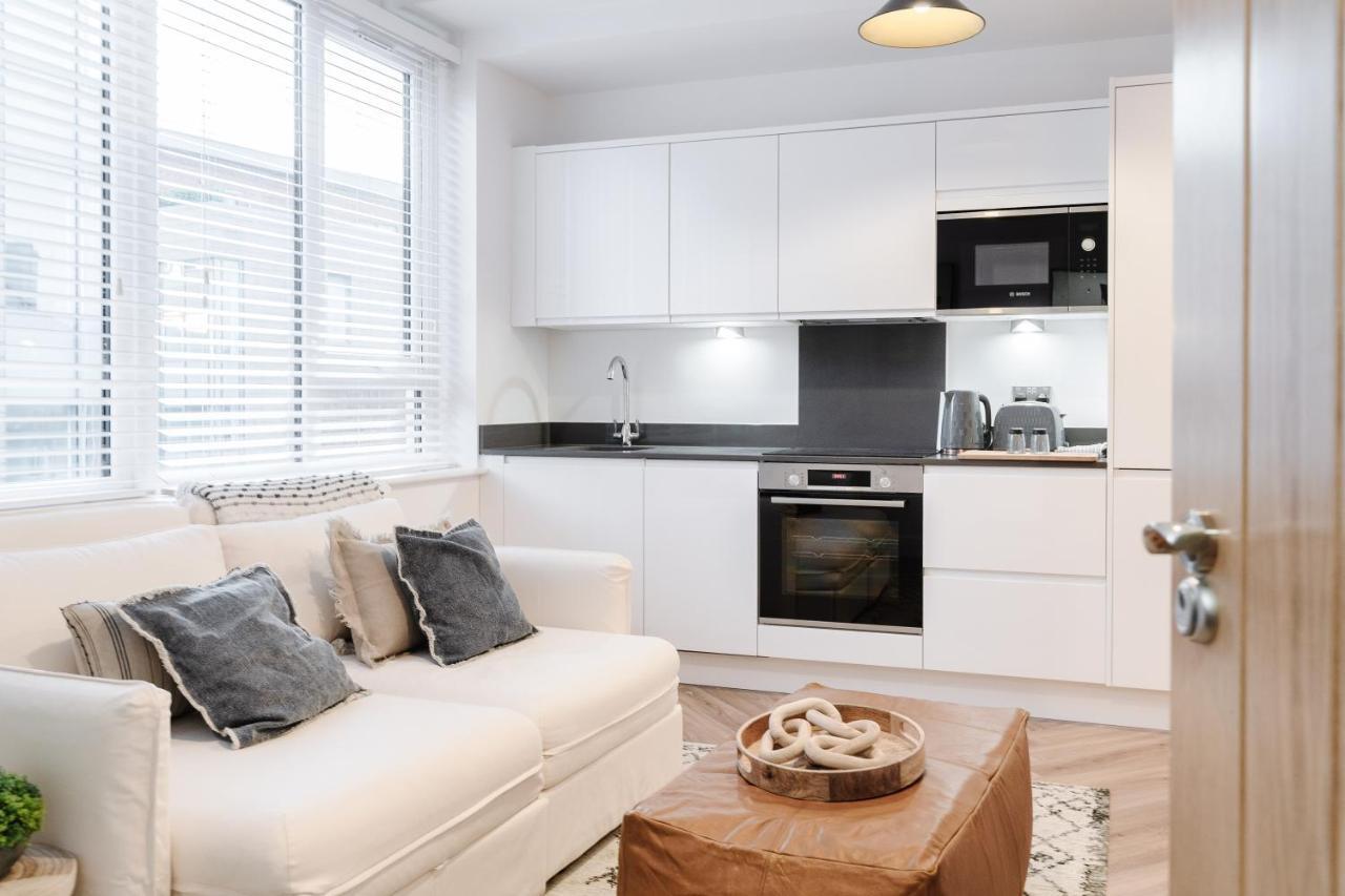 Royal House Stylish Apartments - チェスター エクステリア 写真