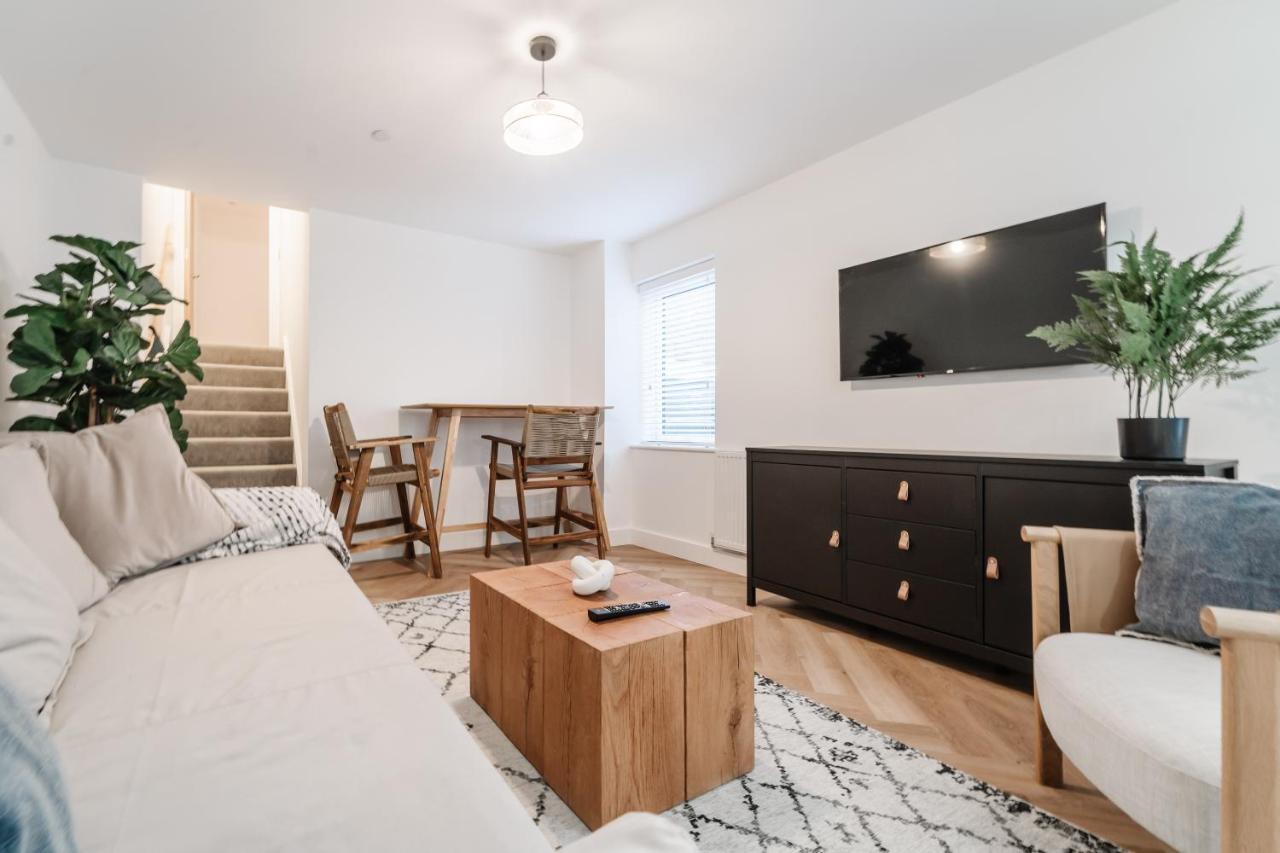 Royal House Stylish Apartments - チェスター エクステリア 写真